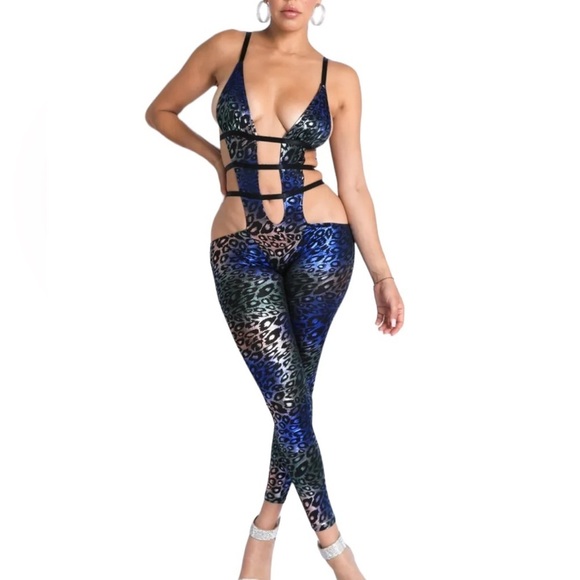 Women's Leopard Foiled Cutout String Detailed Sexy Bodycon Jumpsuit Bodysuit
New - Picture 2 of 7